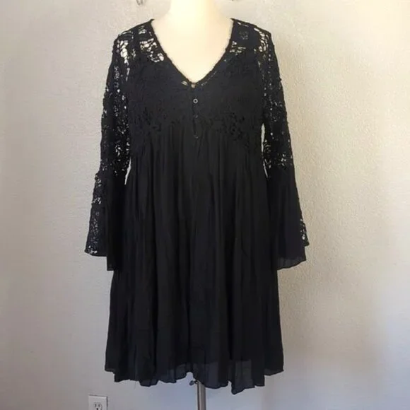 J Gee | Dresses | J Gee Dress Size 3x Black Boho Gauze Crochet Bell Sleeves  Lined Vneck | Poshmark